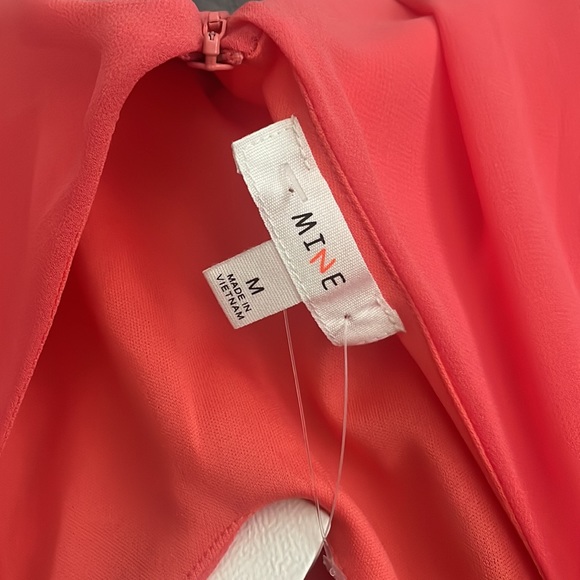 NWT ROMPER size M - Picture 5 of 5